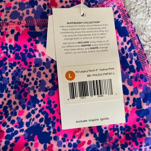 BuffBunny 4” Legacy Short in Fashun Print Size Large - Picture 2 of 3